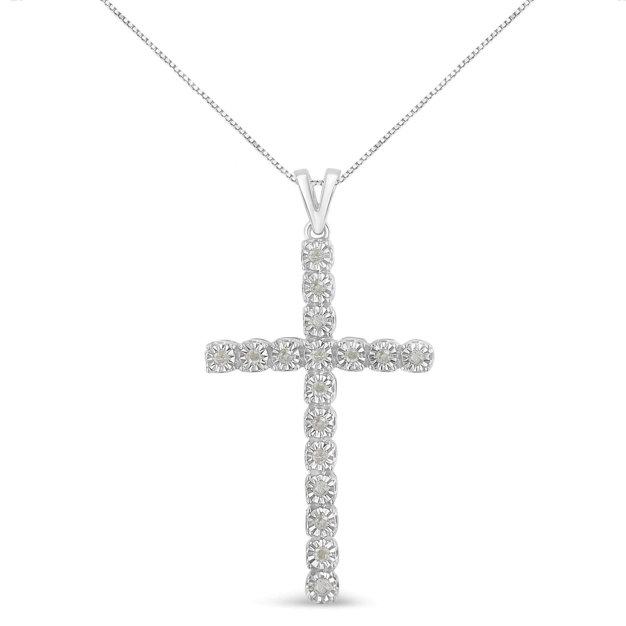 0.25 CTW Diamond Cross Unisex Pendant Necklace in 925 Sterling Silver (I–J Color, I3 Clarity)