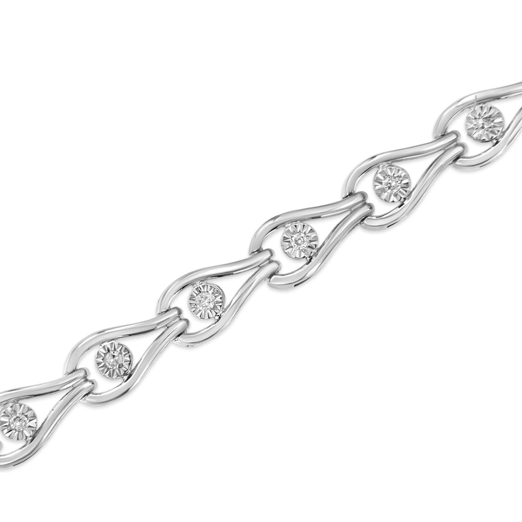 1/10 CTW Diamond Pear & Bezel Link Bracelet in 925 Sterling Silver (I–J Color, I3 Clarity)