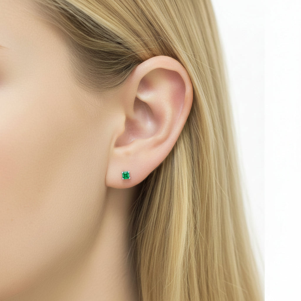 1/4 CTTW Green Diamond 4-Prong Stud Earrings in 925 Sterling Silver (Color-Enhanced, I2 Clarity)